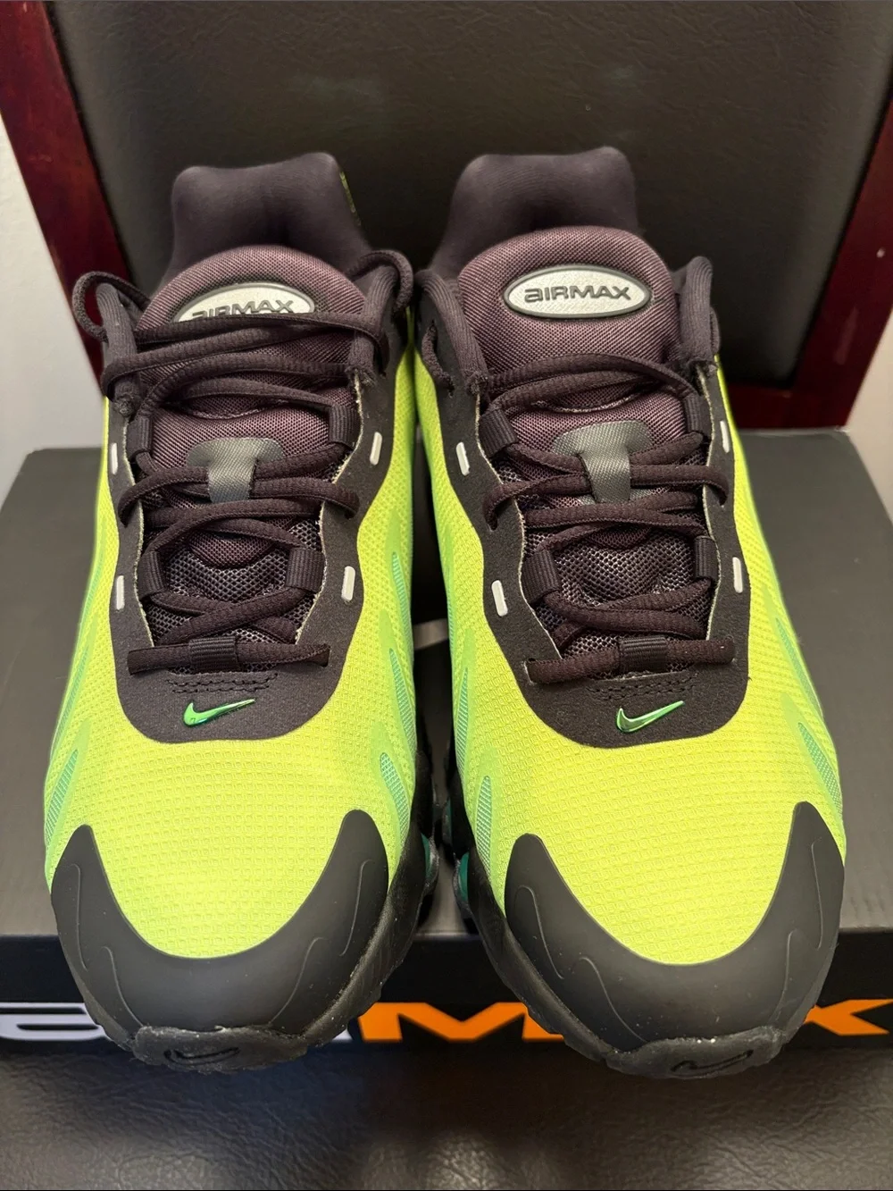 New Nike Airmax Air Max DN8 AMD Kids Neon Green and Black Sneakers Size 6Y